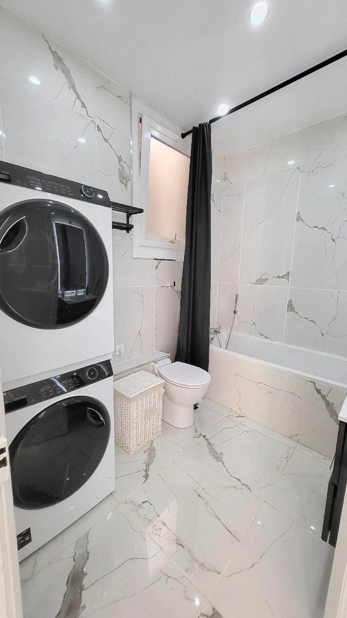 Apartment Coeur Capitole 122m2- Clim - Parking - Ascenseur- Metro *